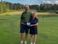 Foursomes Runners Up: Steve & Mhairi Lowry